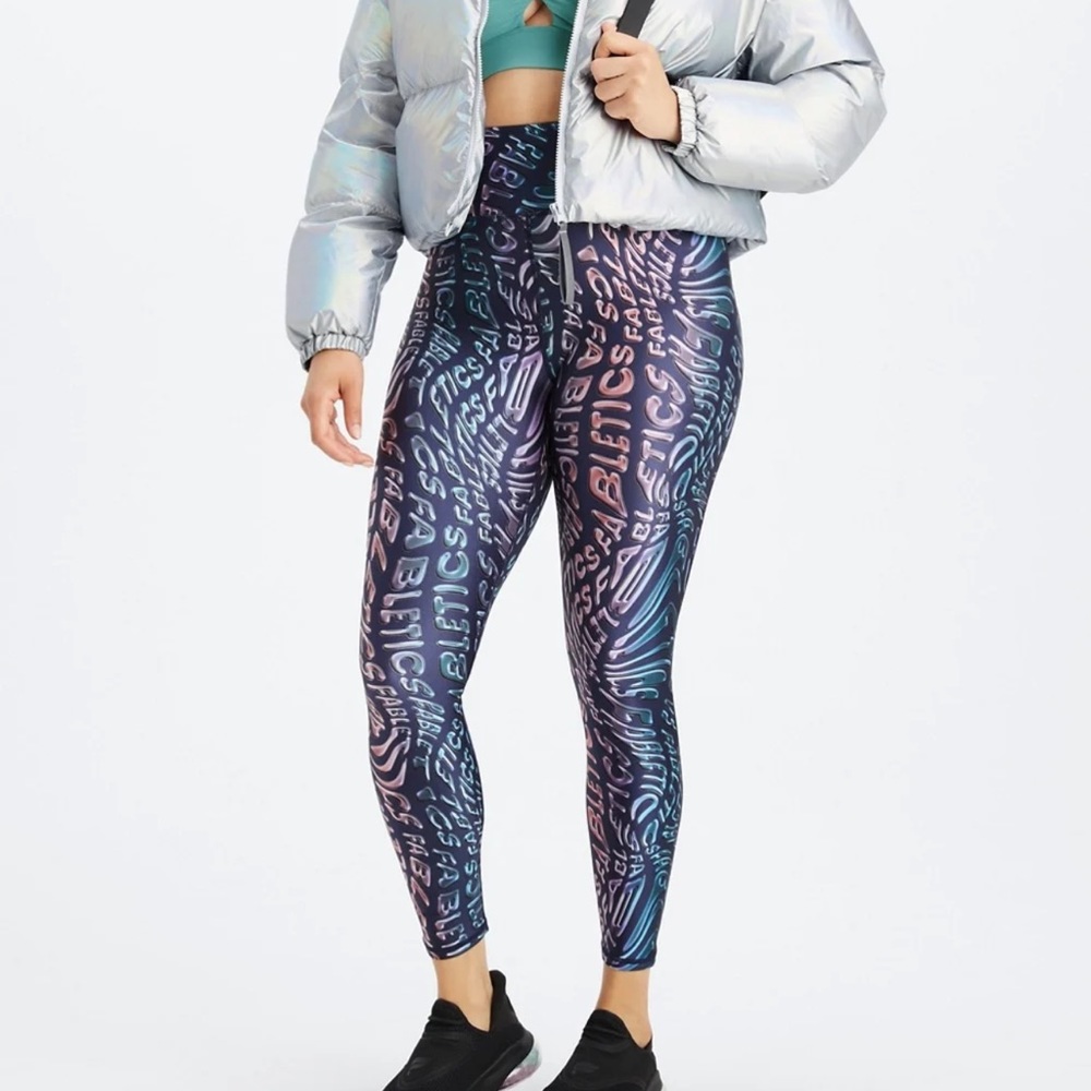 Fabletics Ultra High-Waisted Shine 7/8 Legging - Picture 1 of 6